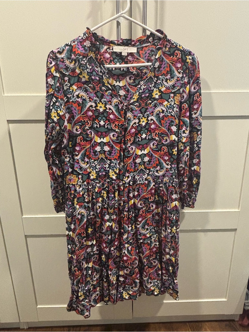 LOFT Womenโs Multicolor Paisley Dress with Pink, Yellow & Blue Accents